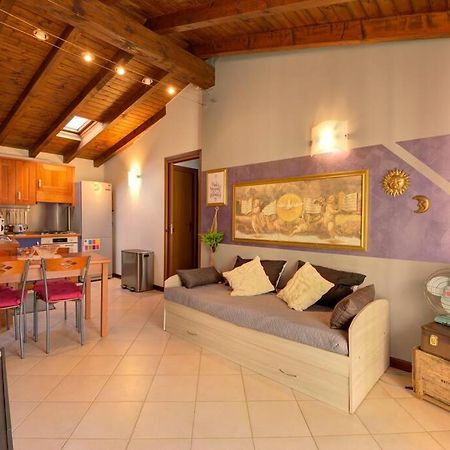 Casa Vacanza Angolo Della Corte Διαμέρισμα Όπως Εξωτερικό φωτογραφία