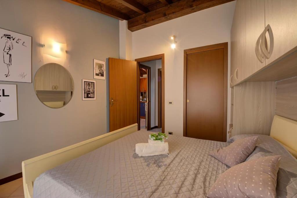 Casa Vacanza Angolo Della Corte Διαμέρισμα Όπως Εξωτερικό φωτογραφία